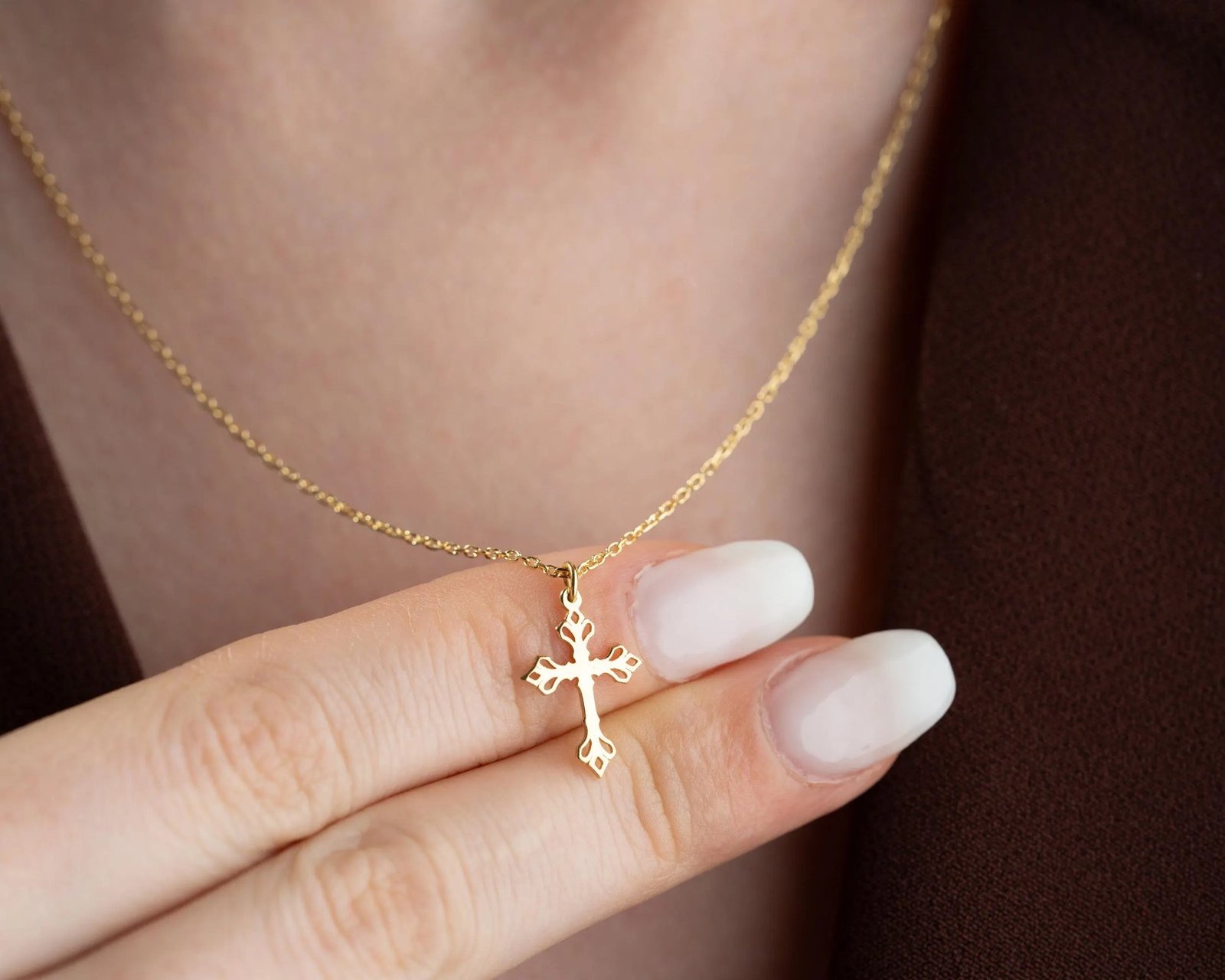 Grace & Glow Cross Necklace – Faith Wrapped in Pure Elegance